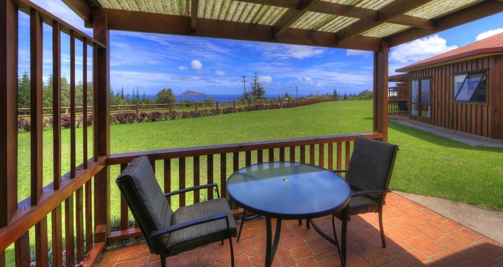 Ocean Breeze Cottages Burnt Pine Buitenkant foto