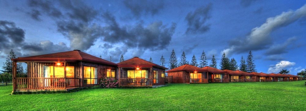 Ocean Breeze Cottages Burnt Pine Buitenkant foto